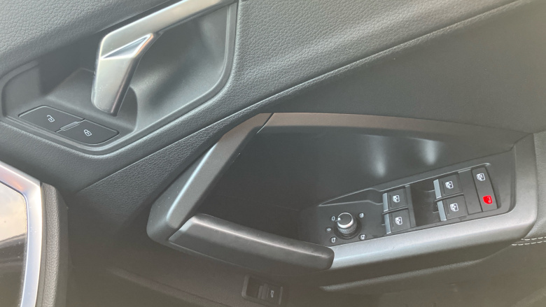 Audi Q3 35 TFSI S Line 5dr S Tronic Petrol Estate